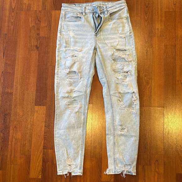 American Eagle ripped jeans size 2 - Picture 1 of 7